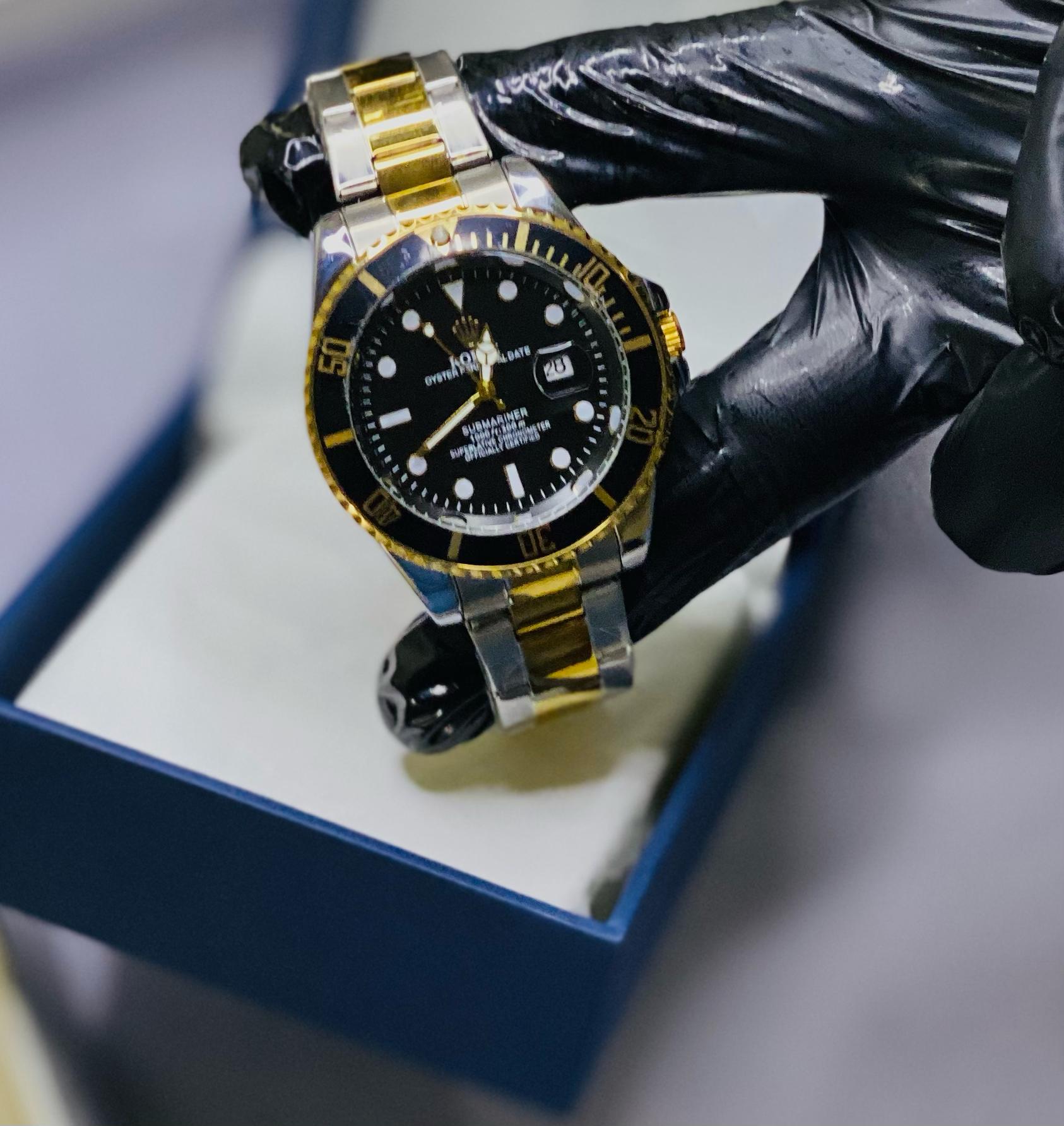 Rolex Submariner Date